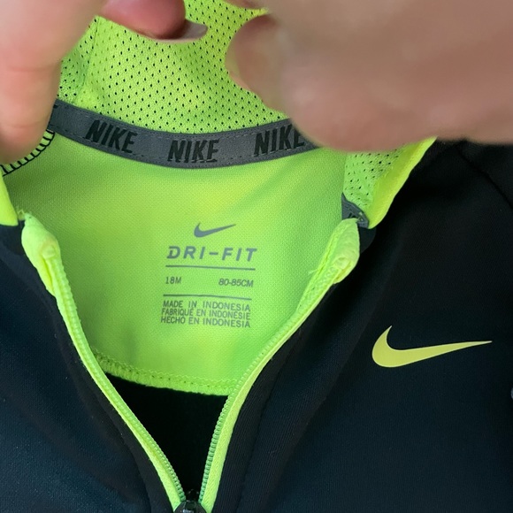 Nike DriFit Tracksuit Size 18M - Picture 2 of 2